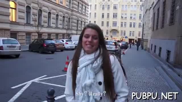 Stacy Cute in deep throat bj video showing a lusty vixen