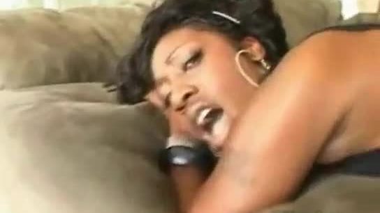 Ebony beauty n15