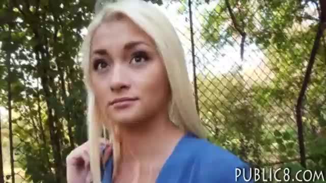 Czech girl screwed in exchange for cash
