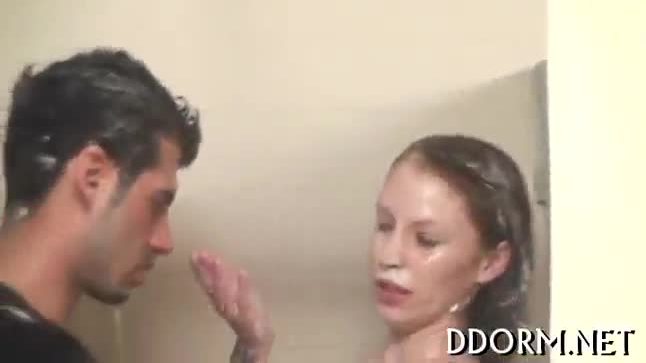 Dude receives to pound two stunningly chicks