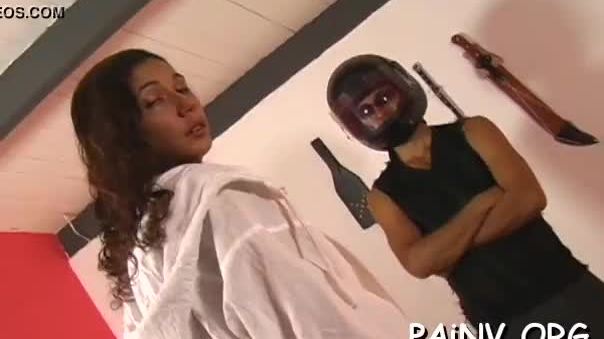 Pussy torture for an appealing sex villein