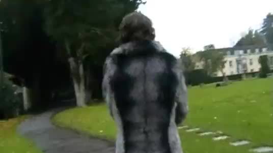 Lara tinelli flashing in public