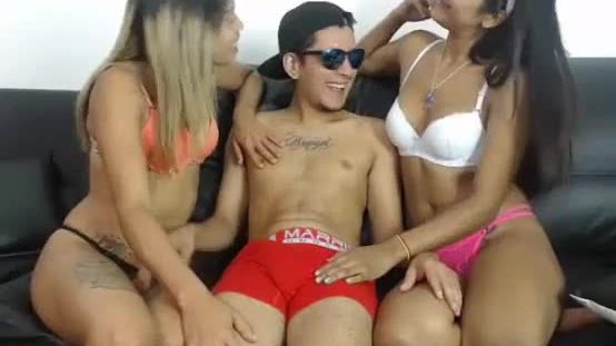 Sexhunger sexy teens have a group fucking