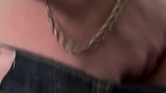 Amateur chick in jeans anal and nub fuck