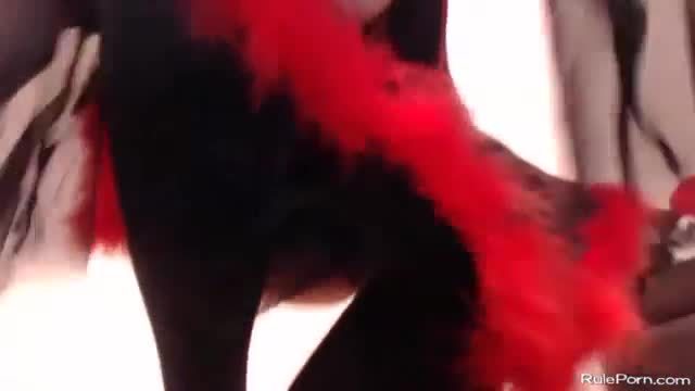 Going slowly in her ass